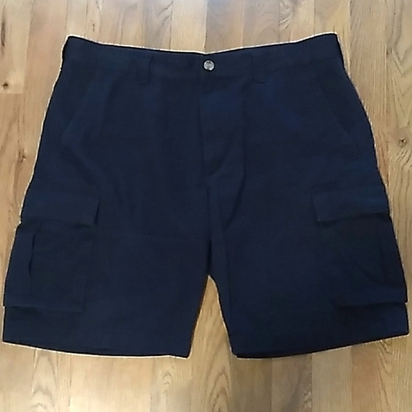 Club Room Other - Club Room Men's Navy Blue Cargo Shorts. Size 38W